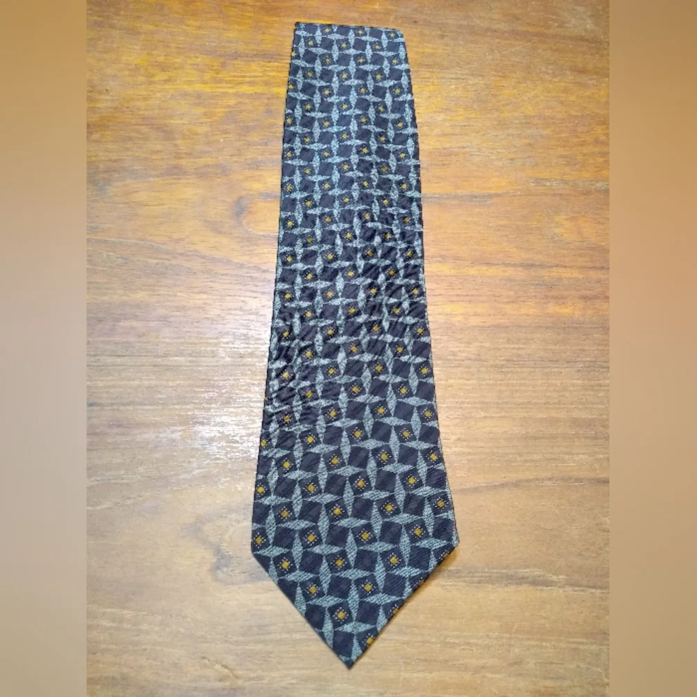 Giorgio Armani Tie; Purple, Blue, Gold Diamond Pattern; 100% Silk, Made … - Picture 2 of 9